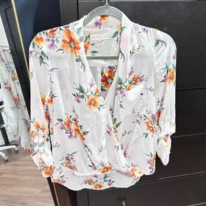 Floral Flowy Blouse in good condition!